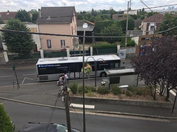 Appartement Simple Sur Argenteuil, Proche Paris Kültér fotó